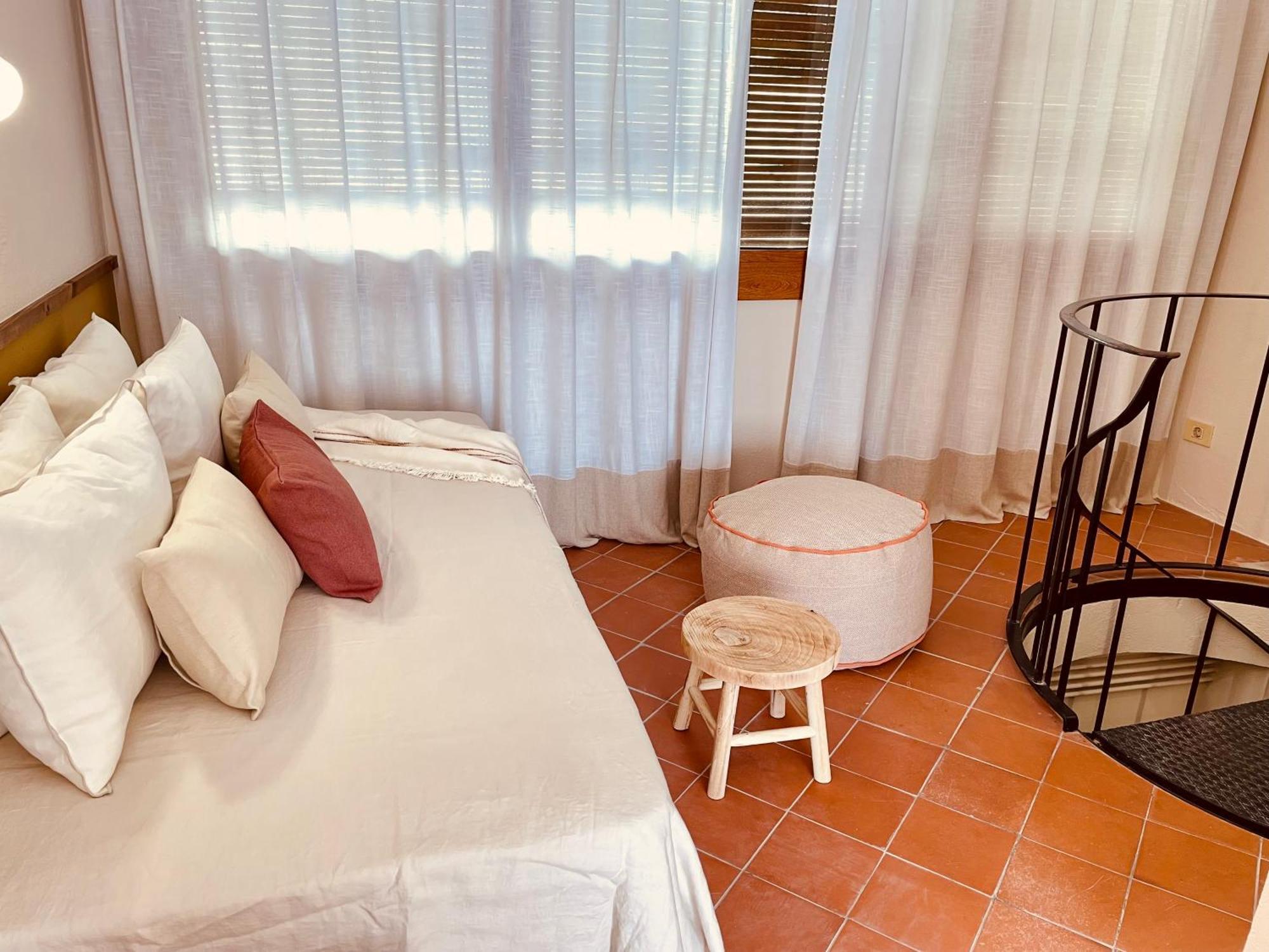 Apartaments Can Gibert Castello  D'Empuries Ngoại thất bức ảnh
