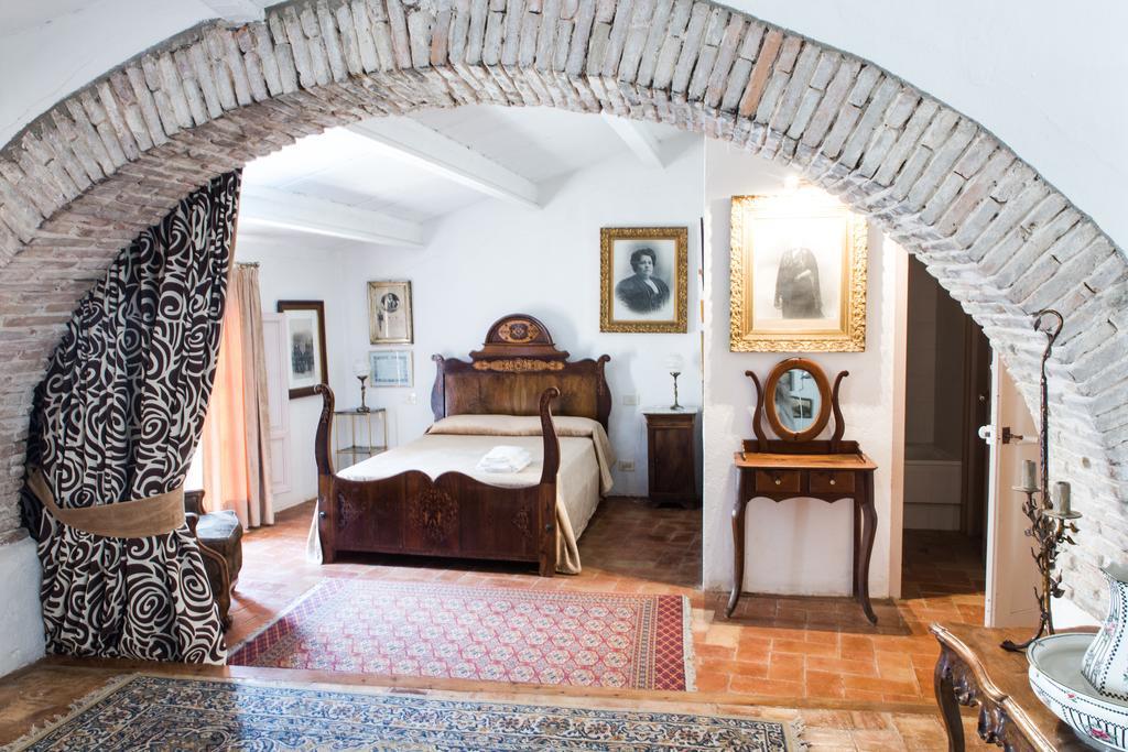 Apartaments Can Gibert Castello  D'Empuries Ngoại thất bức ảnh