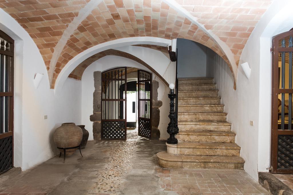 Apartaments Can Gibert Castello  D'Empuries Ngoại thất bức ảnh